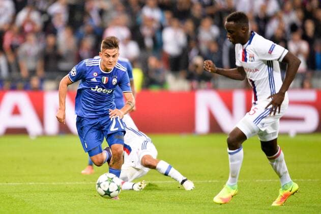 21 Paulo Dybala (juve) - Fussball, Champions League, Olympique Lyon vs. Juventus Turin - 18 10 2016 AnthonyBIBARD FEP Panoramic 