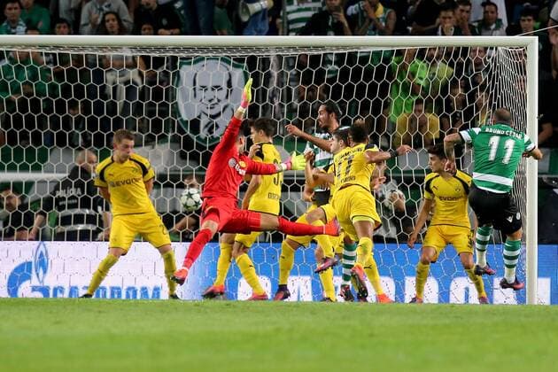 Bruno Cesar ( Sporting Lissabon 11) mit dem 1:2 Anschlusstreffer, Sporting Lissabon vs. Borussia Dortmund , Fussball, Champions League, Gruppenphase, 18.10.2016, Lissabon Copyright: xLangerx xEibner-Pressefotox EP_HLR