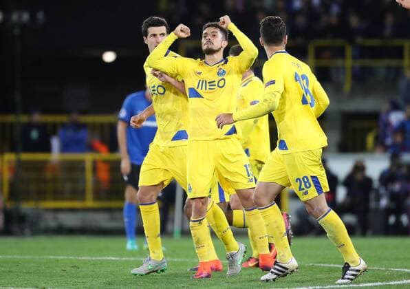 Porto s players celebrate during the third game of the group stage of the UEFA Champions League competition between Belgian first division soccer team Club Brugge KV and Portugese club FC Porto in Brugge, Tuesday 18 October 2016. VIRGINIExLEFOUR  x04959982x