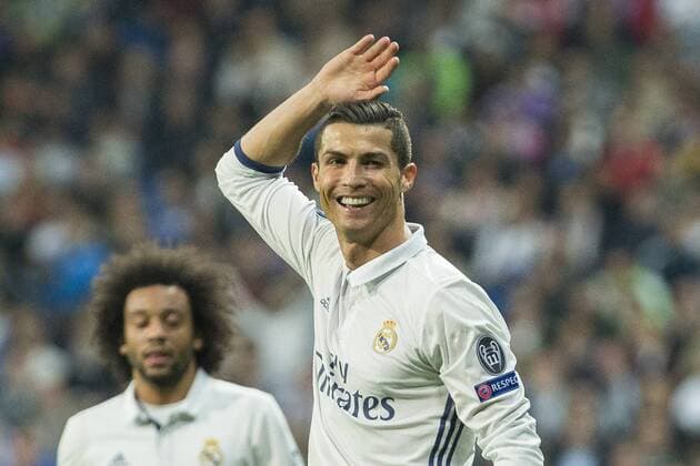 Real Madrid s Cristiano Ronaldo during the match of UEFA Champions League group stage between Real Madrid and Legia de Varsovia at Santiago Bernabeu Stadium in Madrid, Spain. October 18, 2016.  (20161018017)