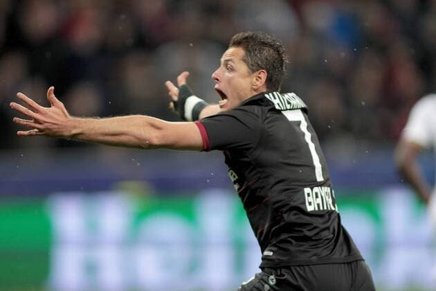 18.10.2016 - Javier Hernandez Balcazar (Bayer 04 Leverkusen) wundert sich über das nicht gegebene Tor beim Champions League Gruppenspiel (Saison 2016 17) Bayer Leverkusen - Tottenham Hotspur.