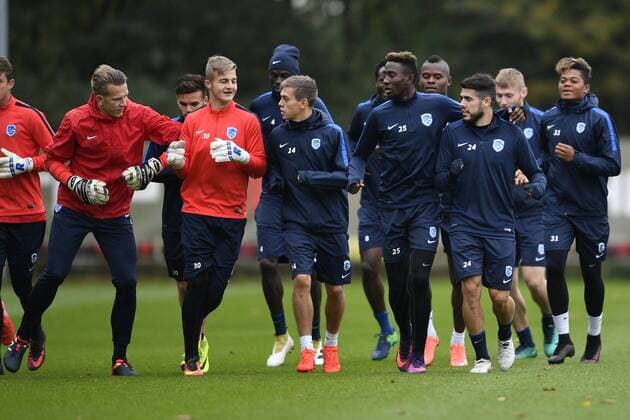 Genk s players pictured during a training of Belgian soccer team RC Genk, Wednesday 19 October 2016, in Genk. Tomorrow Genk is playing the third game of the group stage of the Europa League competition against Portuguese team Athletic Bilbao. YORICKxJANSENS  x04960187x