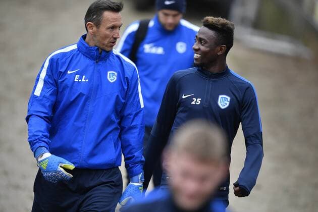 Genk s goalkeeper coach Erwin Lemmens and Genk s Wilfried Onyinye Ndidi pictured before the start of a training of Belgian soccer team RC Genk, Wednesday 19 October 2016, in Genk. Tomorrow Genk is playing the third game of the group stage of the Europa League competition against Portuguese team Athletic Bilbao. YORICKxJANSENS  x04960182x