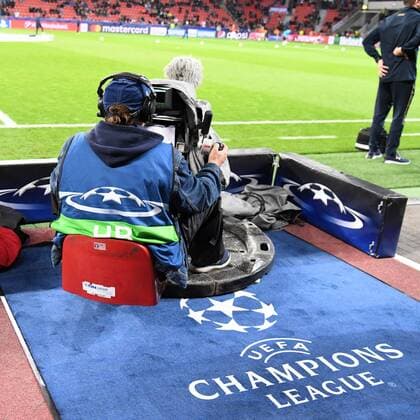 Fussball, UEFA Champions League, Saison 2016 2017, Spieltag 3, Bayer 04 Leverkusen, Tottenham Hotspur FC 18.10.2016, Bayarena Leverkusen, TV, Champions League , Symbolfoto