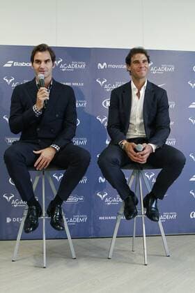 Spanish tennis player Rafa Nadal (R) and Swiss player Roger Federer attend the opening ceremony of the Rafa Nadal Academy by Movistar in Manacor, Mallorca island, Balearics, 19 October 2016. The academy opens its doors to young players so as they can train with the same method and values with which Nadal grew up. Opening ceremony of the Rafa Nadal Academy !ACHTUNG: NUR REDAKTIONELLE NUTZUNG!  20161019-636124920864565007