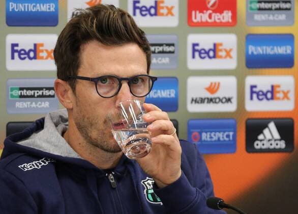 SOCCER - EL, Rapid vs Sassuolo, preview VIENNA,AUSTRIA,19.OCT.16 - SOCCER - UEFA Europa League, group stage, SK Rapid Wien vs US Sassuolo Calcio, preview, press conference PK Pressekonferenz Sassuolo. Image shows Eusebio Di Francesco (Sassuolo). Keywords: Wien Energie. GEPAxpictures xFranzxPammer