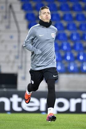 Athletic s forward Iker Muniain pictured during a training of Portuguese soccer team Athletic Bilbao, Wednesday 19 October 2016, in Genk. Tomorrow Bilbao is playing the third game of the group stage of the Europa League competition against Belgian soccer team RC Genk. YORICKxJANSENS  x04960868x