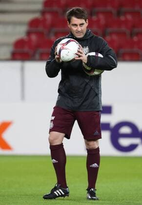 Anderlecht s head coach Rene Weiler pictured during a training of Belgian soccer team RSC Anderlecht, Wednesday 19 October 2016, in Mainz, Germany. Tomorrow Anderlecht is playing German club FSV Mainz in the third match of the group stage of the Europa League competition. VIRGINIExLEFOUR  x04960992x
