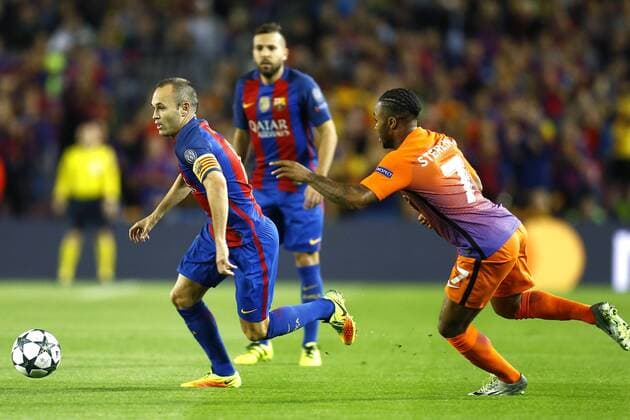 (l-r) Andres Iniesta of FC Barcelona Barca Raheem Sterling of Manchester Cityduring the UEFA Champions League group C match between FC Barcelona and Manchester City on October 19, 2016 at the Camp Nou stadium in Barcelona, Spain. FC Barcelona v Manchester City UEFA Champions League 2016 2017 xVIxxIVx 6425765