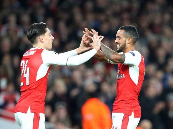 Arsenal s Theo Walcott scoring his sides second goal during the Champions League group A match at the Emirates Stadium, London. Picture date October 19th, 2016 Pic David Klein Sportimage EDITORIAL USE ONLY. No use with unauthorised audio, video, data, fixture lists, club league logos or live services. Online in-match use limited to 120 images, no video emulation. No use in betting, games or single club league player publications.