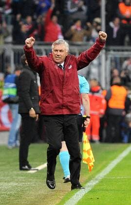 Freude bei Trainer Carlo Ancelotti (FC Bayern Muenchen) nach dem Treffer von Robert Lewandowski (FC Bayern Muenchen) zum 3:1 , beim CL-Spiel zwischen dem FC Bayern Muenchen und PSV Eindhoven am 19.10.2016. Muenchen Copyright: xStuetzle xEibner-Pressefotox EP_WSE