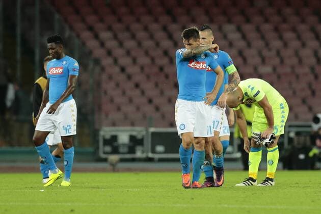 Napoli, dejection Amadou Diawara Napoli, Christian Maggio Napoli, Marek Hamsik Napoli, Jose Manuel Reina Napoli, Napoli 19-10-2016 SSC Napoli vs. Besiktas Istanbul Football Calcio UEFA Champions League 2016 2017 Group B. SSC Napoli vs. Besiktas Istanbul cesarexpurini