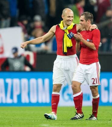 Arjen Robben (FC Bayern Muenchen 10) und Kapitaen Philipp Lahm (FC Bayern Muenchen 21) beim Championsleague Spiel zwischen Bayern Muenchen und dem PSV Eindhoven am 19.10.2016, Muenchen Copyright: xSchülerx xEibner-Pressefotox EP_jse