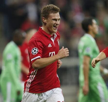 Torjubel 2:0 München, Torschütze Joshua Kimmich (Bayern) . FC Bayern München-PSV Eindhoven . München, GER, 19.10.2016, Fussball-Champions League 2016-2017 .