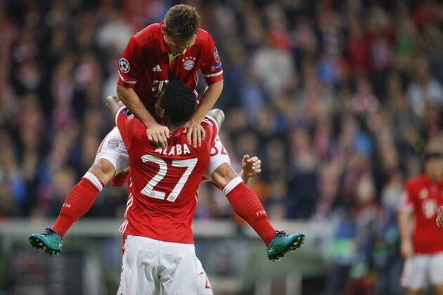 FC Bayern München - PSV Eindhoven 4-1 2 - 0 durch Joshua Kimmich;v,l, ;David Alaba;Josuha Kimmich; (FC Bayern) FC Bayern München