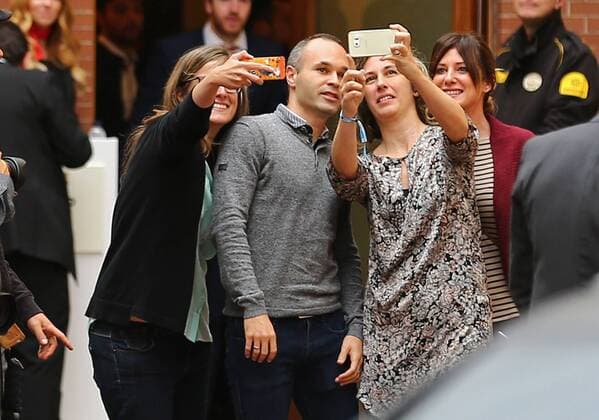 BARCELONA -october 20- SPAIN: Andres Iniesta during the gala of the trophy golden boot, on october20, 2016.  xJoanxValls Urbanandsportx xLUS-SUAREZ-GOLDEN-BOOTx