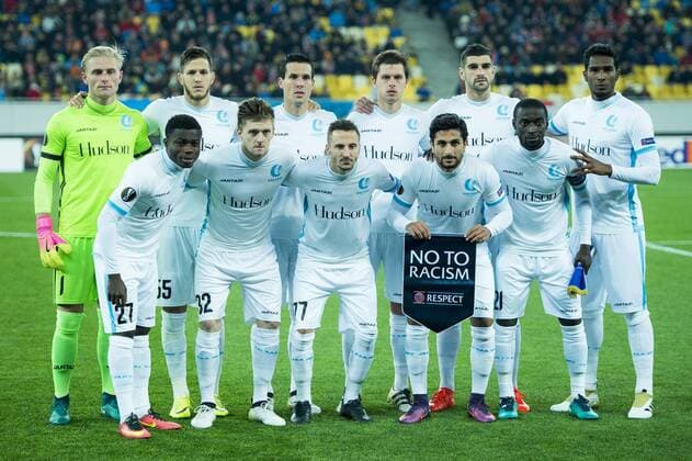Gent s players pictured at the start of a third game of the group stage (group H) of the Europa League competition between Ukraine club Shaktar Donetsk and Belgian soccer team KAA Gent, Thursday 20 October 2016, in Lviv, Ukraine. JASPERxJACOBS  x04962358x
