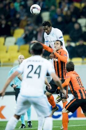Gent s Renato Neto and Shakhtar Donetsk s defender Ismaily fight for the ball during a third game of the group stage (group H) of the Europa League competition between Ukraine club Shaktar Donetsk and Belgian soccer team KAA Gent, Thursday 20 October 2016, in Lviv, Ukraine. JASPERxJACOBS  x04962421x