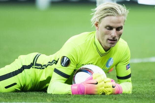 Gent s goalkeeper Jacob Rinne pictured in action during a third game of the group stage (group H) of the Europa League competition between Ukraine club Shaktar Donetsk and Belgian soccer team KAA Gent, Thursday 20 October 2016, in Lviv, Ukraine. JASPERxJACOBS  x04962498x