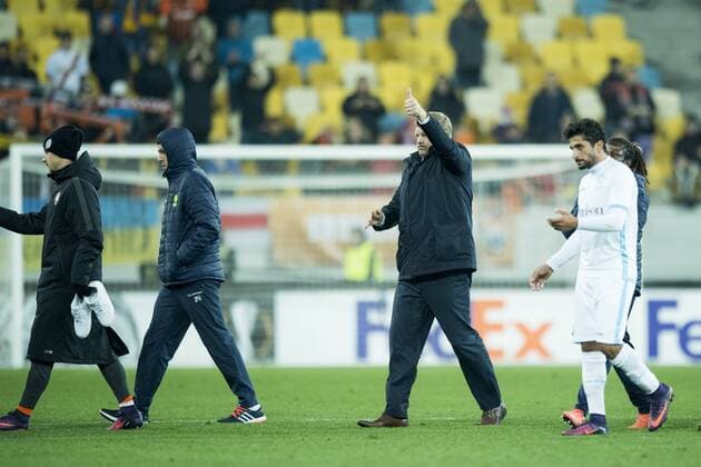 Gent s head coach Hein Vanhaezebrouck shows defeat after a third game of the group stage (group H) of the Europa League competition between Ukraine club Shaktar Donetsk and Belgian soccer team KAA Gent, Thursday 20 October 2016, in Lviv, Ukraine. JASPERxJACOBS  x04962569x