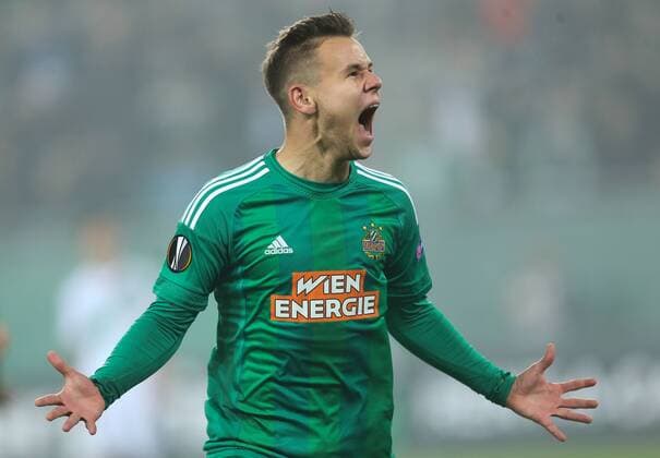 SOCCER - EL, Rapid vs Sassuolo VIENNA,AUSTRIA,20.OCT.16 - SOCCER - UEFA Europa League, group stage, SK Rapid Wien vs US Sassuolo Calcio. Image shows the rejoicing of Louis Schaub (Rapid). Keywords: Wien Energie. GEPAxpictures xPhilippxBrem