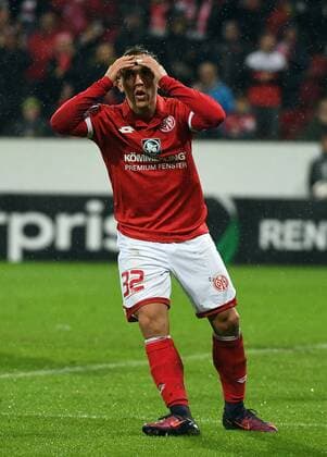 Bilder des Tages - SPORT 20.10.2016, xjhx, Fussball Europa League, FSV Mainz 05 - RSC Anderlecht, emspor, v.l. Pablo de Blasis (FSV Mainz 05) , enttaeuscht, enttaeuscht schauend, dissapointed Mainz