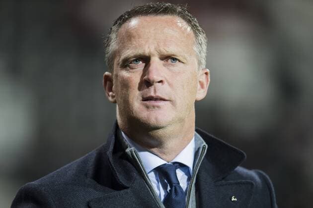 Coach John van den Brom of AZ Alkmaarduring the UEFA Europa League group D match between AZ Alkmaar and Maccabi Tel Aviv on October 20, 2016 at the AFAS stadium in Alkmaar, The Netherlands. AZ v Maccabi Tel Aviv UEFA Europa League 2016 2017 xVIxGerritxvanxKeulenxIVx 6431890