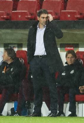 Anderlecht s head coach Rene Weiler looks dejected during a third match of the group stage (group C) of the Europa League competition between German club FSV Mainz and Belgian soccer team RSC Anderlecht, Thursday 20 October 2016, in Mainz, Germany. VIRGINIExLEFOUR  x04962773x