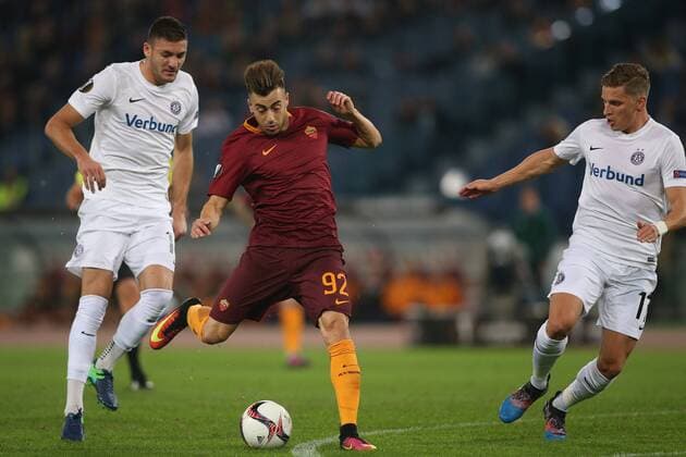 20.10.2016. Rome, Italy. UEFA Europa League group stages. Roma versus Austria Vienna. Stronati challenges El Shaarawy during the match xmarcoxiacobuccix  ActionPlus11802219