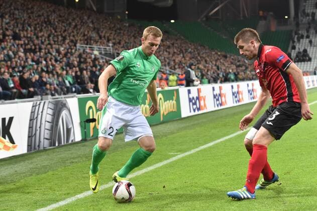 Fußball, EL, AS St. Etienne - FK Qäbälä Robert Beric (saint etienne) vs Vojislav Stankovic (Qabala) - Fussball, Europa League, AS Saint Etienne vs. Gabala FK - Groupe C - 20 10 2016 FredericChambert Panoramic 