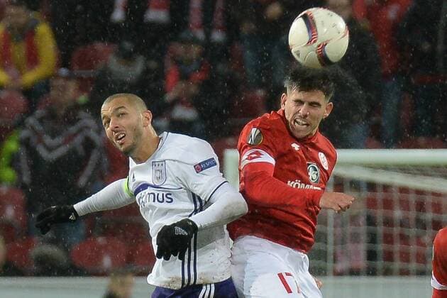 20.10.2016, xtkx, Fussball Europa League, FSV Mainz 05 - RSC Anderlecht, emspor, v.l.Bram Nuytinck (Anderlecht) , Jairo Sampeiro (Mainz 05) , Mainz