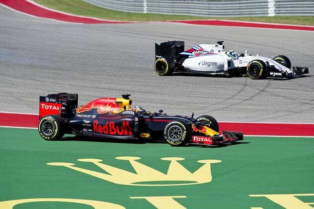 October 21, 2016: Daniel Ricciardo 03 with RBR TAG Heuer Team practice run at F1 United States Grand Prix, Circuit of the Americas. Austin, TX. CSM Formula One 2016: United States Grand Prix OCT 21 - ZUMAc04_ 20161021_zaf_c04_005