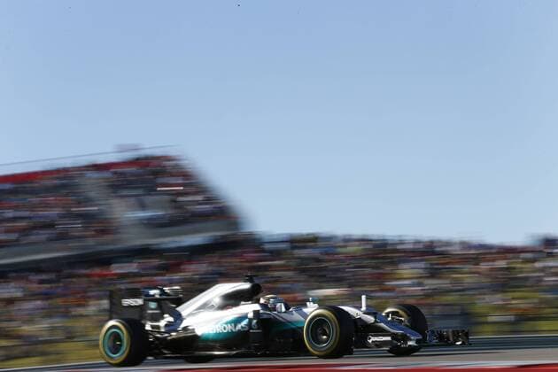 Motorsports: FIA Formula One World Championship WM Weltmeisterschaft 2016, Grand Prix of United States, 44 Lewis Hamilton (GBR, Mercedes AMG Petronas Formula One Team), xHOCHxZWEIx