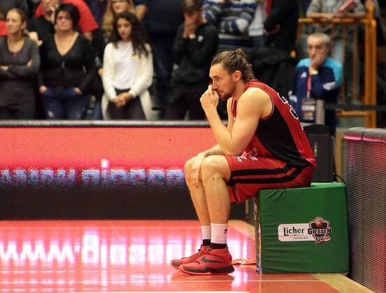 22.10.2016, xovx, Basketball BBL, BBL: Gießen 46ers - medi Bayreuth, emspor Marco Voeller (Giessen 46ers), enttaeuscht, enttaeuscht schauend, dissapointed, Freisteller. Giessen