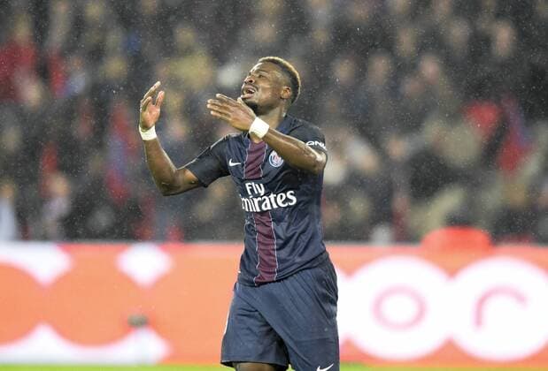 Serge Aurier ( PSG ) FOOTBALL : Paris Saint Germain vs Olympique de Marseille - Ligue 1 - Paris - 23 10 2016 FedericoPestellini 