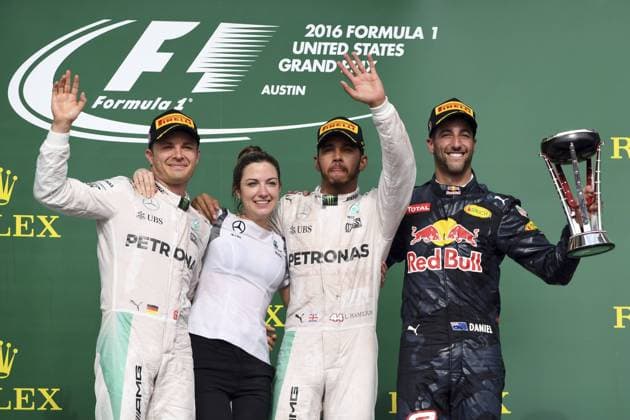 F1 GP Austin USA. In this picture, Nico Rosberg, Lewis Hamilton and Daniel Ricciardo at podium. xRUBIOx  RV RACING PRESS