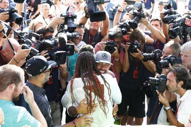 Motorsports: FIA Formula One World Championship WM Weltmeisterschaft 2016, Grand Prix of United States, 44 Lewis Hamilton (GBR, Mercedes AMG Petronas Formula One Team), Venus Williams xHOCHxZWEIx