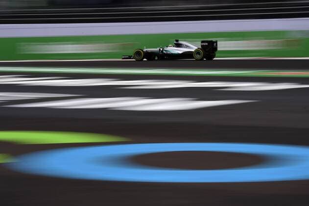 Mexican Grand Prix, Mexico City 27 - 30 October 2016 28.10.2016 - Lewis Hamilton (GBR) Mercedes AMG F1 W07 Hybrid 