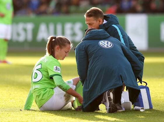 Caroline Graham Hansen (VfL Wolfsburg) verletzte sich