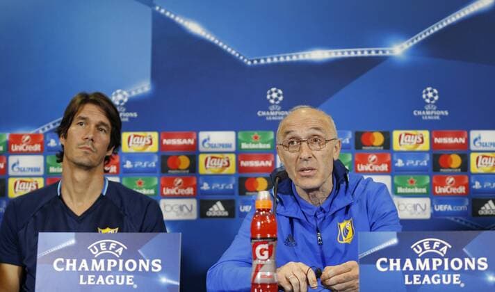 FC Rostov s Spanish midfielder Cesar Navas (L) and Austrian head coach Ivan Daniliants (R) during the press conferende held at Vicente Calderon s stadium in Madrid, Spain on 31 October 2016 on the eve of their UEFA Champions League match against Atletico Madrid. FC Rostov s press conference PK Pressekonferenz !ACHTUNG: NUR REDAKTIONELLE NUTZUNG!  20161031-636135341603990866