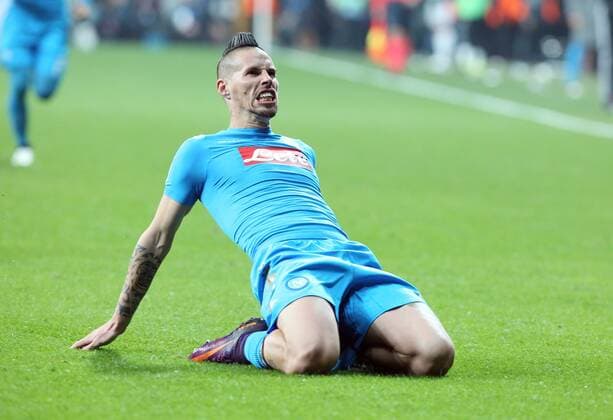 Bilder des Tages - SPORT UEFA Champions League Group B match between Besiktas and Napoli at Vodafone Arena in Istanbul , Turkey ,November 01 , 2016. Final Score : Besiktas 1 - Napoli 1 Pictured Marek Hamsik of Napoli. 
