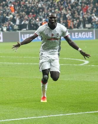 UEFA Champions League Group B match between Besiktas and Napoli at Vodafone Arena in Istanbul , Turkey ,November 01 , 2016. Final Score : Besiktas 1 - Napoli 1 Pictured : Vincent Aboubakar of Besiktas . 