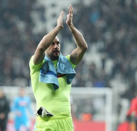UEFA Champions League Group B match between Besiktas and Napoli at Vodafone Arena in Istanbul , Turkey ,November 01 , 2016. Final Score : Besiktas 1 - Napoli 1 Pictured : Goalkeeper Pepe Reina of Napoli. 