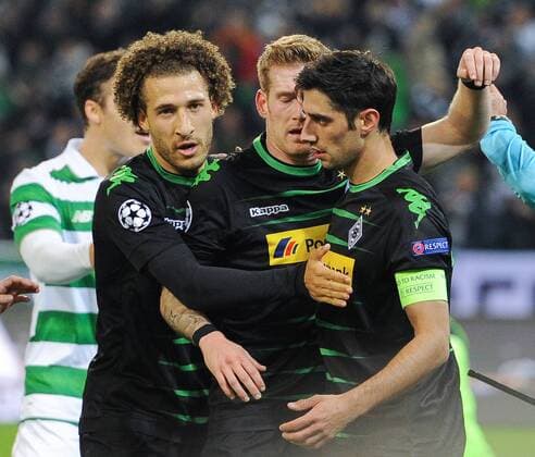 01.11.2016, xmhx, Fussball Champions League, Borussia Moenchengladbach - Celtic Glasgow, emspor, v.l. Lars Stindl (Borussia Moenchengladbach) erzielt ein Tor, Goal scored zum 1:0, Fabian Johnson (Borussia Moenchengladbach), Thorgan Hazard (Borussia Moenchengladbach), Lars Stindl (Borussia Moenchengladbach) Moenchengladbach