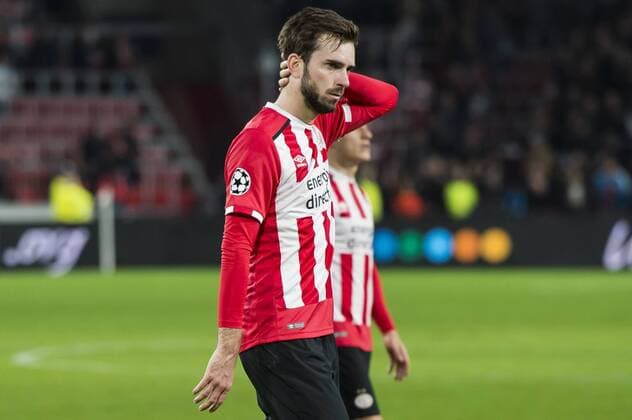 Davy Propper of PSVduring the UEFA Champions League group D match between PSV Eindhoven and Bayern Munich on November 1, 2016 at the Philips stadium in Eindhoven, The Netherlands. PSV v Bayern Munich UEFA Champions League 2016 2017 xVIxGerritxvanxKeulenxIVx 6507049