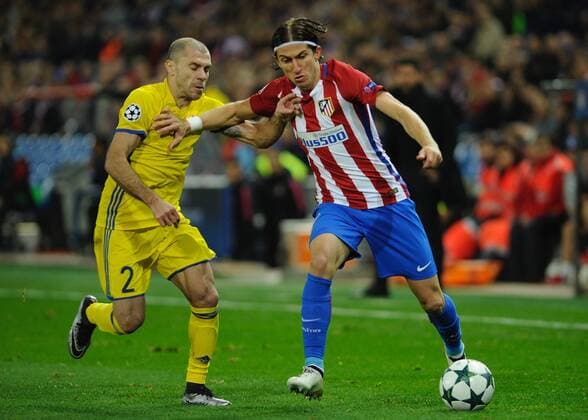Atletico de Madrid Defender, Filipe Luis Karsmirski, number 3 . FC Rostov Midfielder, Timofei Kalachev, number 2. Round 4 of the CHAMPIONS league, soccer match between Atletico de Madrid - FC Rostov at the Vicente Calderon estadium, Madrid - Spain by November 1, 2016. FC Sevilla vs Dynamo Kiew - Football Champions League  xGregorioxLopezx x SOCCERxSPAINx