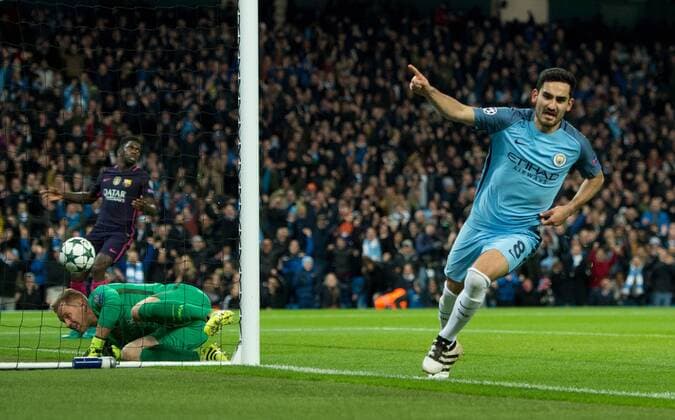 01.11.2016, Etihad Stadium, Manchester, ENG, UEFA CL, Manchester City vs FC Barcelona Barca Gruppe C, im Bild Ilkay Gundogan of Manchester City scores his team™s equalising goal to make it 1-1 Ilkay Gundogan of Manchester City scores his team™s equalising goal to make it 1-1 during the UEFA Champions League group C match between Manchester City and FC Barcelona at the Etihad Stadium in Manchester, Great Britain on 2016 11 01. Manchester  EP_fil  