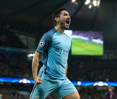 01.11.2016, Etihad Stadium, Manchester, ENG, UEFA CL, Manchester City vs FC Barcelona Barca Gruppe C, im Bild Ilkay Gundogan of Manchester City celebrates after scoring his team s equalising goal to make it 1-1 Ilkay Gundogan of Manchester City celebrates after scoring his team s equalising goal to make it 1-1 during the UEFA Champions League group C match between Manchester City and FC Barcelona at the Etihad Stadium in Manchester, Great Britain on 2016 11 01. Manchester  EP_fil  