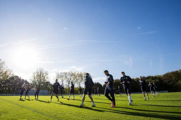 Gent s players pictured in action during a training session of Belgian soccer team KAA Gent, Wednesday 02 November 2016, in Gent. Tomorrow Gent is playing Ukrainian club FC Shakhtar Donetsk in the fourth match of the group stage of the Europa League competition, in Group H. JASPERxJACOBS  x04970780x