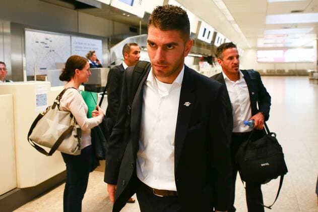 SOCCER - EL, Nice vs RBS, preview SALZBURG,AUSTRIA,02.NOV.16 - SOCCER - UEFA Europa League, group stage, OGC Nice vs Red Bull Salzburg, preview, departure of RBS at the airport Salzburg W. A. Mozart. Image shows Jonatan Soriano (RBS). GEPAxpictures xFelixxRoittner